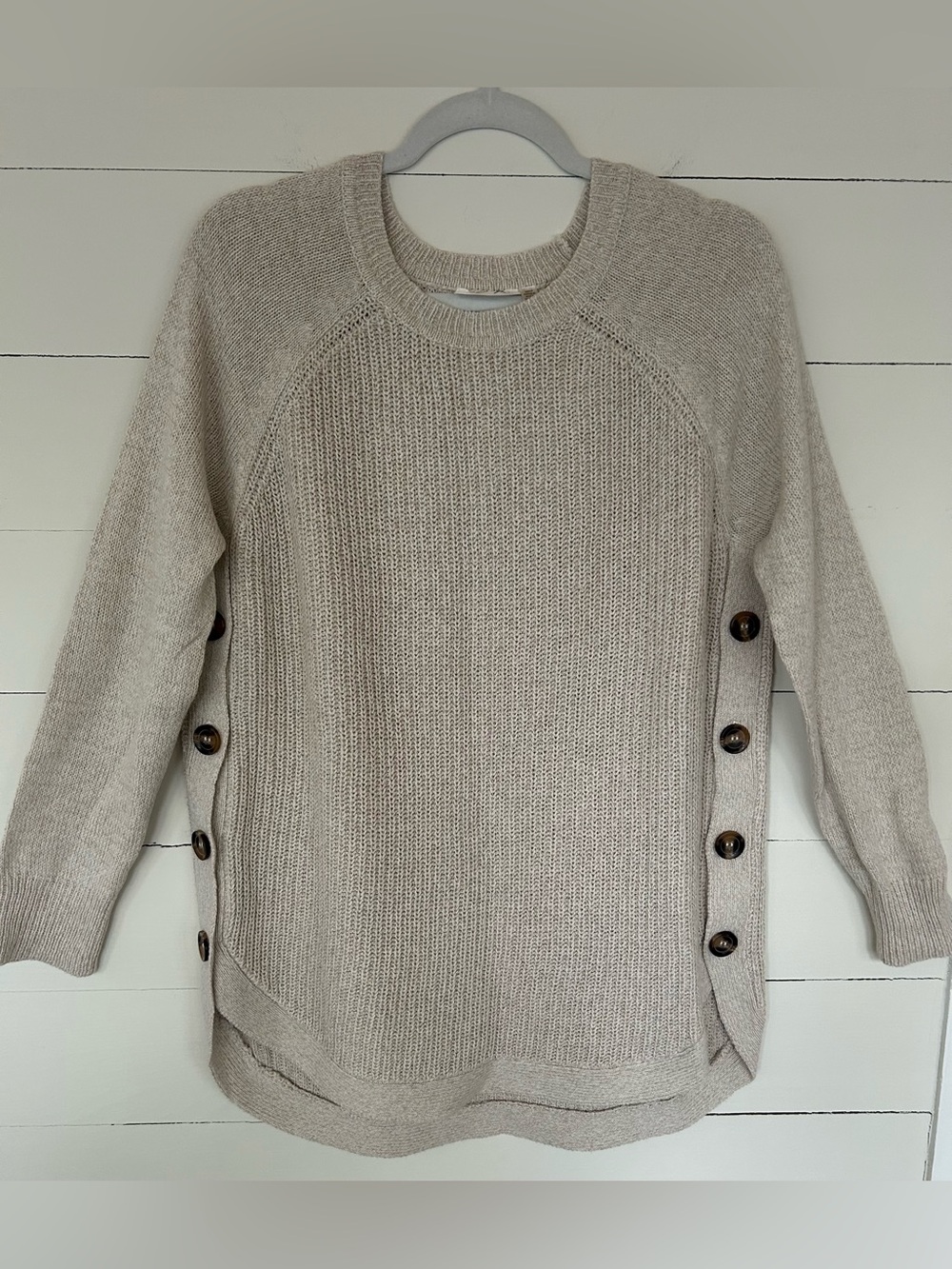 RD Style Cream Knit Scoop-Neck Button Side Sweater. Size XL